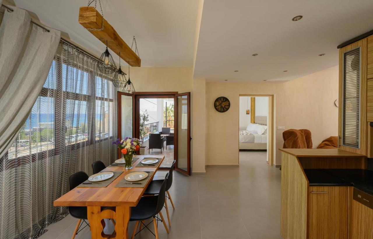 Auster House Santorini Apartamento Kamári Exterior foto